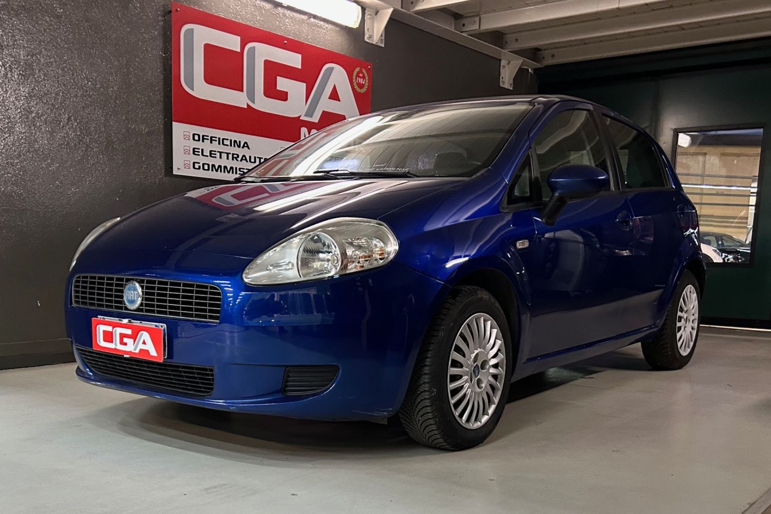 Fiat Grande Punto benzina blu
