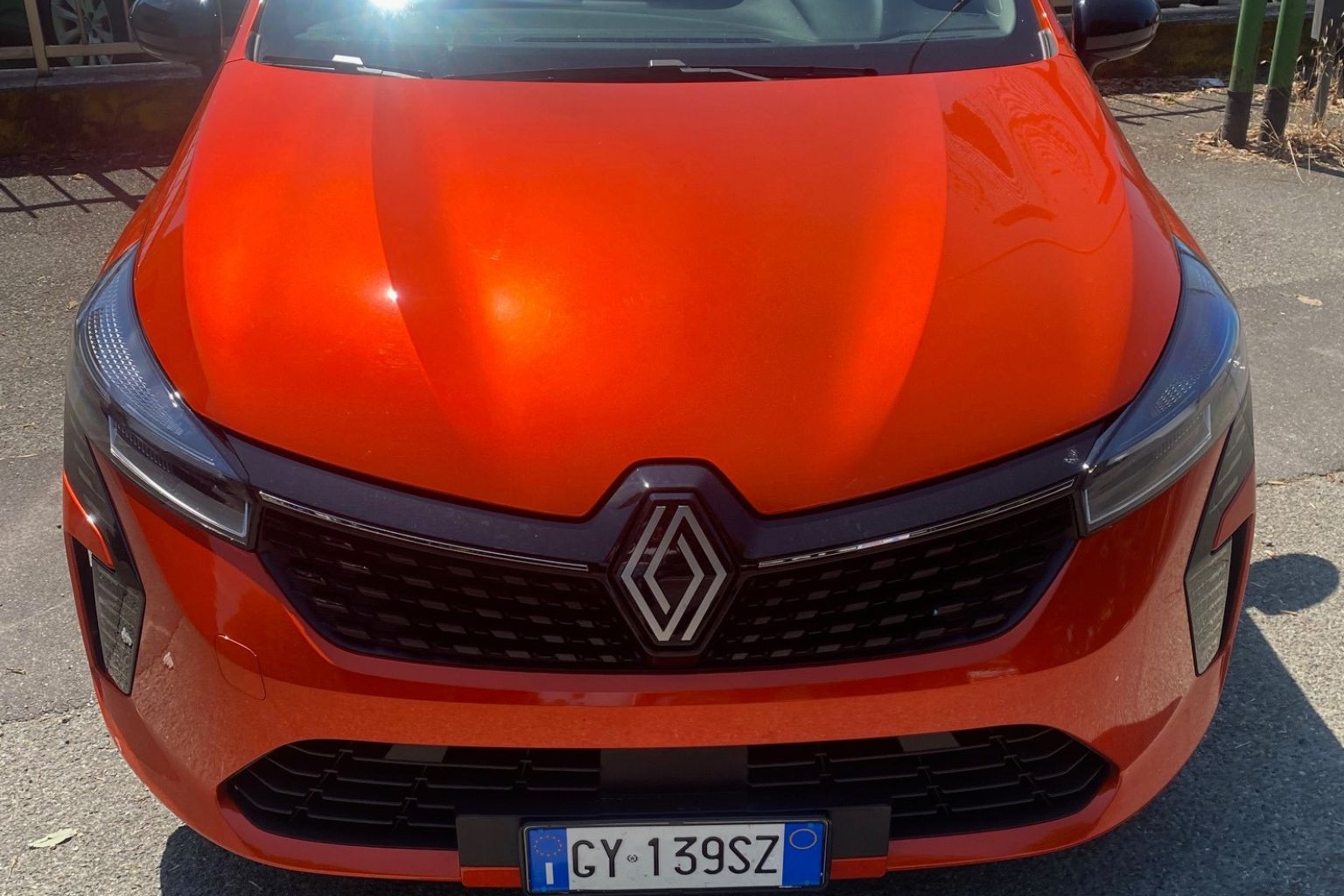 Renault Clio benzina rossa